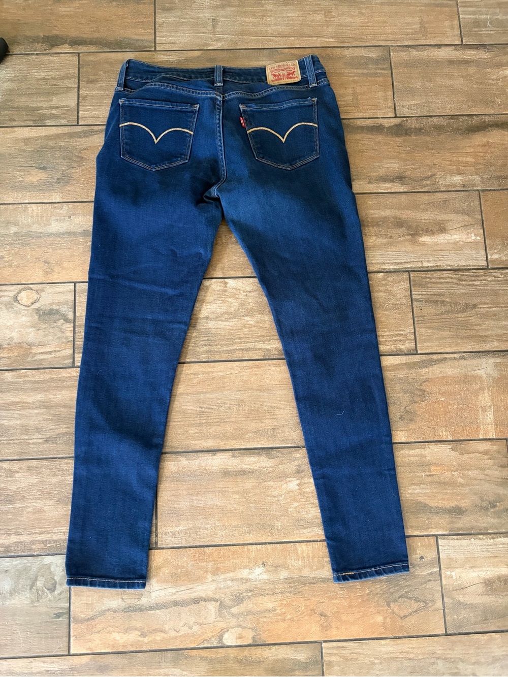Levi's Women's Dark Blue Skinny Jeans